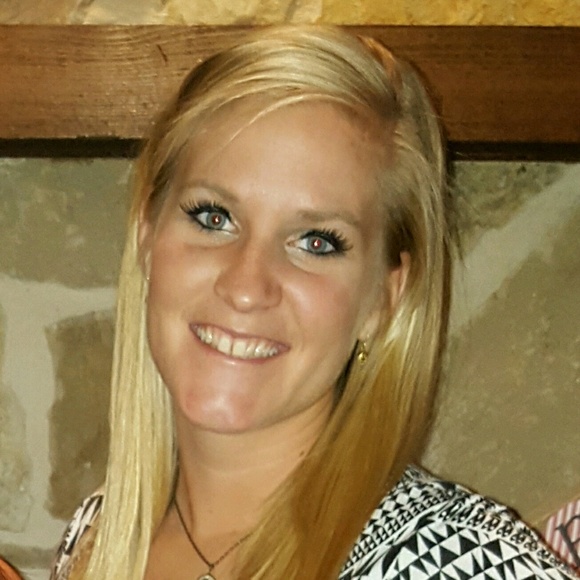 Meet your Posher, Theresa - Picture 1 of 1